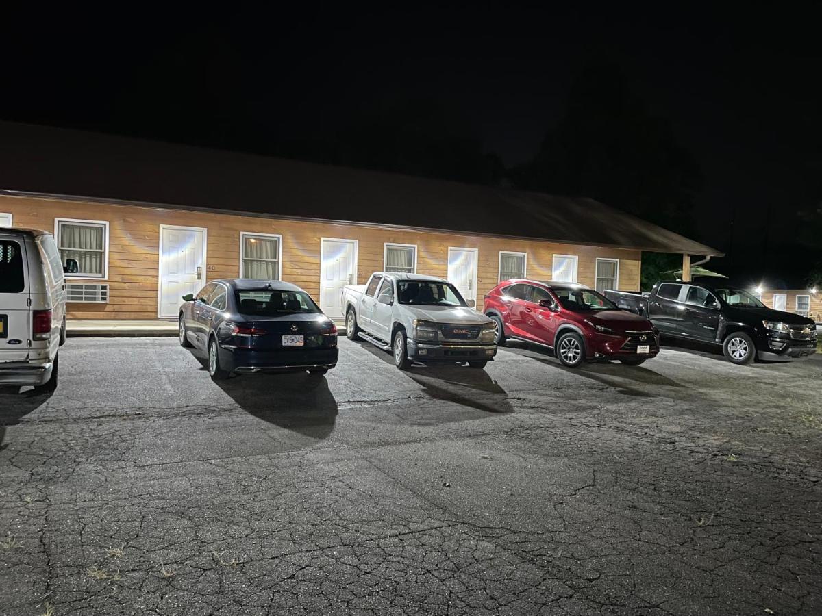 Pine Valley Motel Spruce Pine Zewnętrze zdjęcie