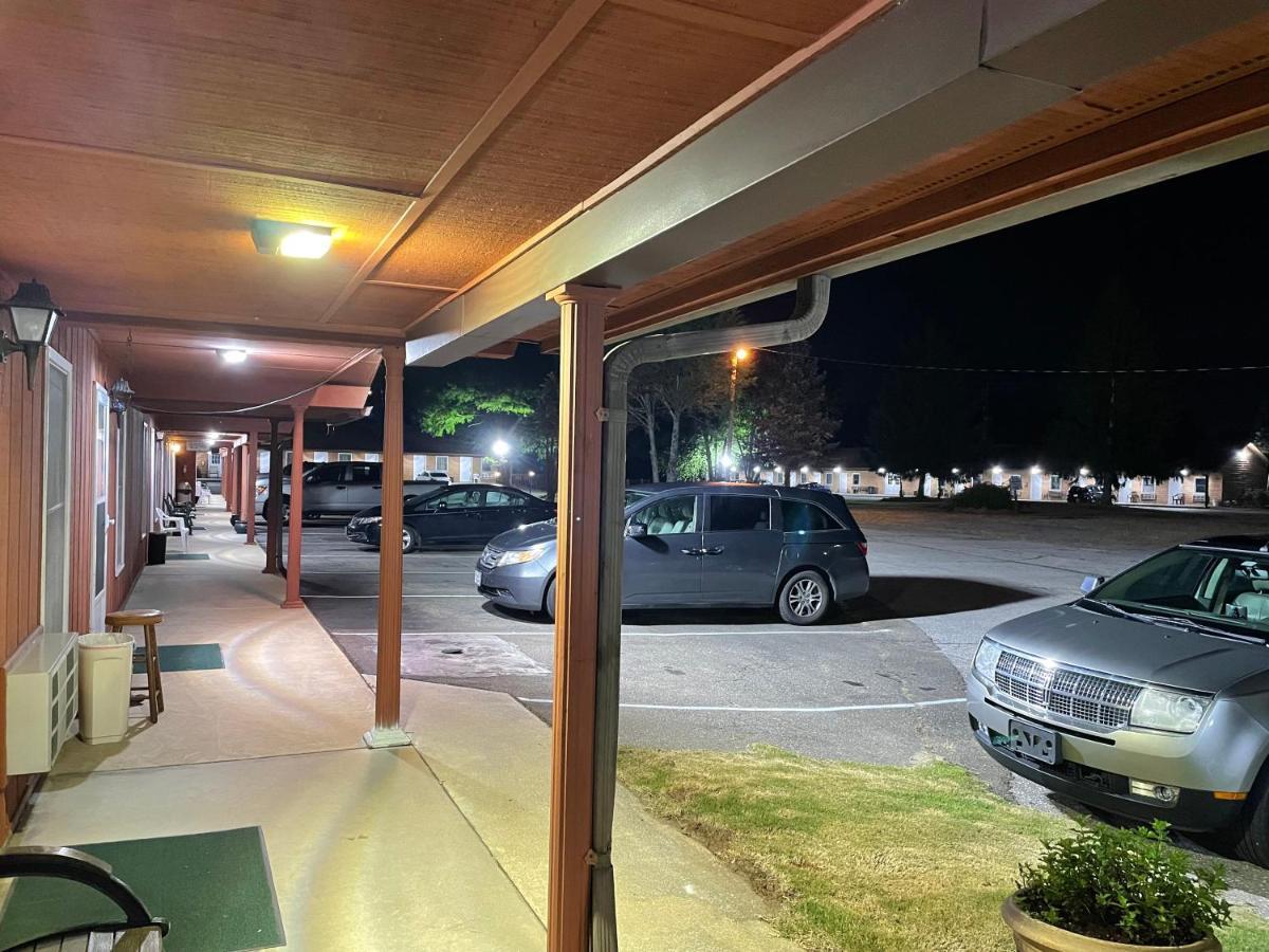 Pine Valley Motel Spruce Pine Zewnętrze zdjęcie