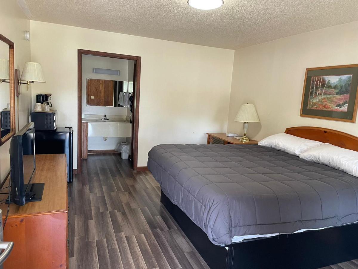 Pine Valley Motel Spruce Pine Zewnętrze zdjęcie